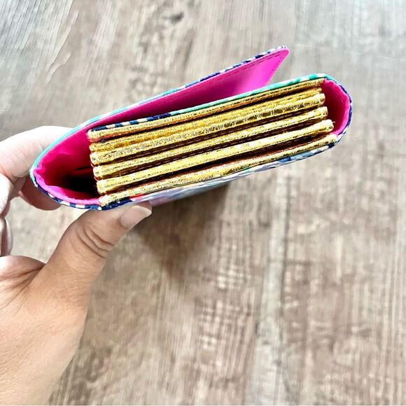 Lilly Pulitzer wallet travel organizer pocket for passport documents credit card - Picture 3 of 6